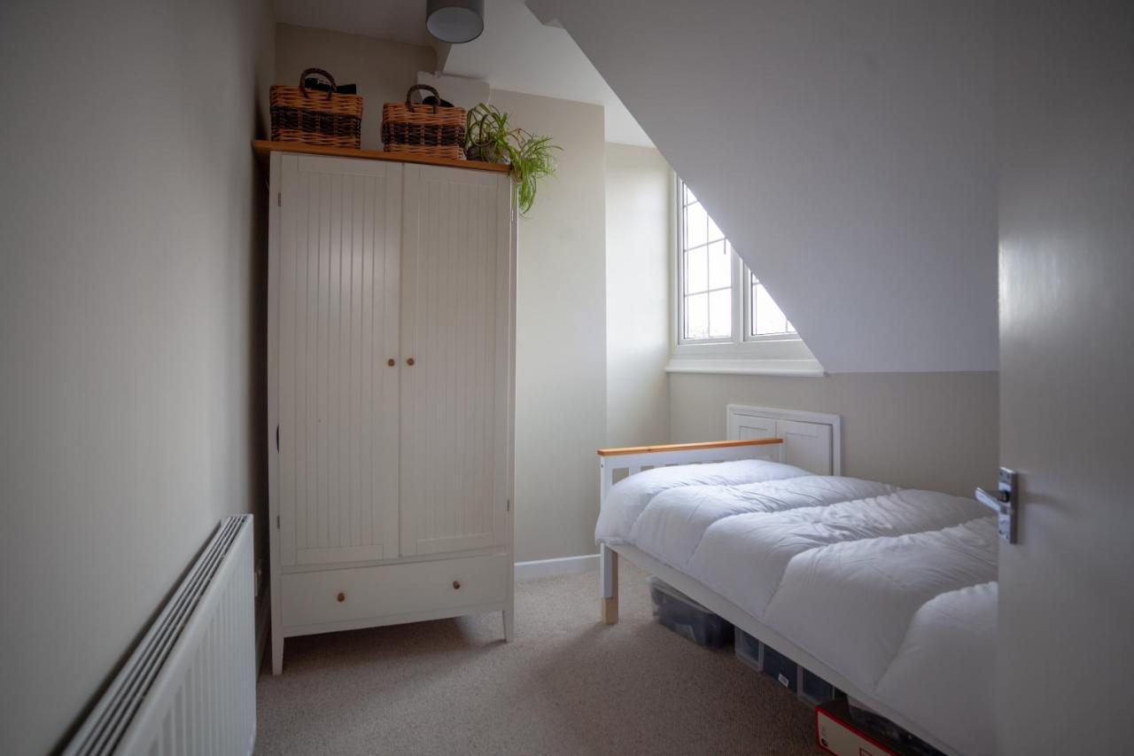 Hereford City - St Owens Terrace - Comfortable & Spacious Well Presented Three Storey House, Perfect For A Weekend Away & Exploring The City On Foot - Hosted By Rentmyhouse Экстерьер фото