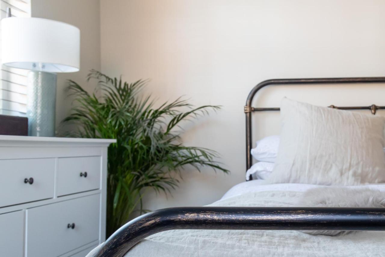 Hereford City - St Owens Terrace - Comfortable & Spacious Well Presented Three Storey House, Perfect For A Weekend Away & Exploring The City On Foot - Hosted By Rentmyhouse Экстерьер фото