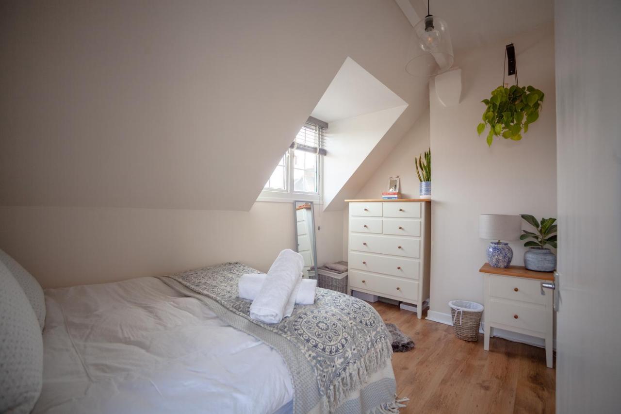 Hereford City - St Owens Terrace - Comfortable & Spacious Well Presented Three Storey House, Perfect For A Weekend Away & Exploring The City On Foot - Hosted By Rentmyhouse Экстерьер фото