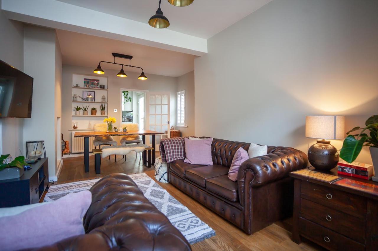 Hereford City - St Owens Terrace - Comfortable & Spacious Well Presented Three Storey House, Perfect For A Weekend Away & Exploring The City On Foot - Hosted By Rentmyhouse Экстерьер фото